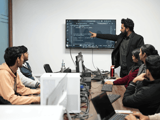 team-image